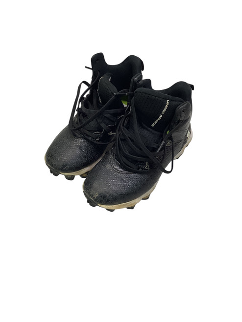 Vist Large View of Product Image Which is Used Under Armour Jr FB Cleats Black Junior 01.5