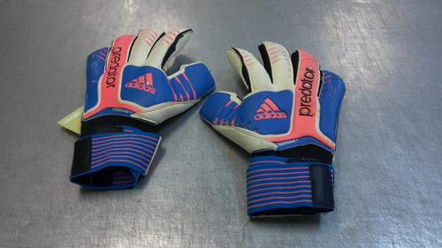 Vist Large View of Product Image Which is Used Adidas PREDATOR ALL ROUND Soccer Goalie Gloves Royal Blue 12