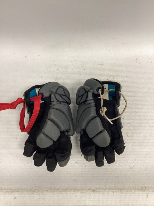 Vist Large View of Product Image Which is Used Nike VAPOR LT Lacrosse Gloves Junior Grey XS