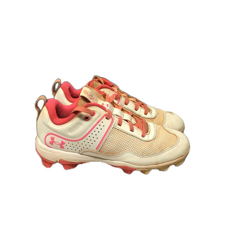 Vist Large View of Product Image Which is Used Under Armour 3024331-101 BB/SB Cleats White Junior 03.5