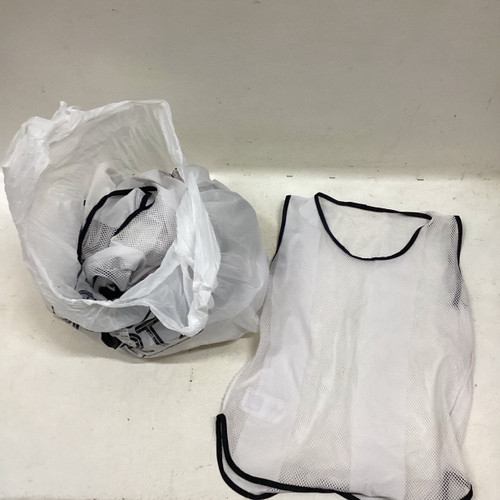 Used 10 PC PENNYS Soccer Top Yth White SM 11725-S000490804 Vist Large View of Product Image Which is Used 10 PC PENNYS Soccer Top Yth White SM