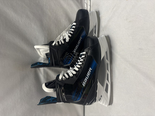 Vist Large View of Product Image Which is Used Bauer X Senior Hockey Skate Senior 11