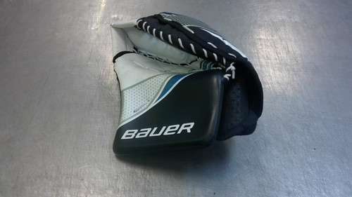 Vist Large View of Product Image Which is Used Bauer STREET Youth Goalie Catcher White