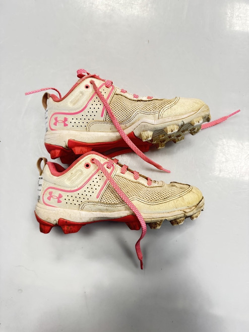 Vist Large View of Product Image Which is Used Under Armour CLEAT BB/SB Cleats White Junior 02.5