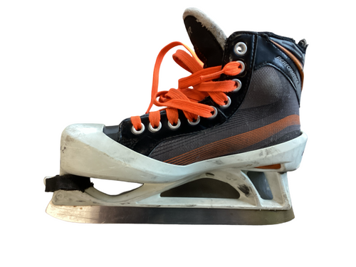 Vist Large View of Product Image Which is Used Bauer PERFORMANCE Junior Goalie Skate Junior 04