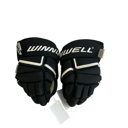 Vist Large View of Product Image Which is Used WinnWell AMP 500 Youth Gloves Black 9"