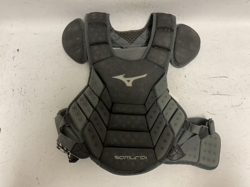Vist Large View of Product Image Which is Used Mizuno SAMURAI Catchers Chest Protector Black Adult