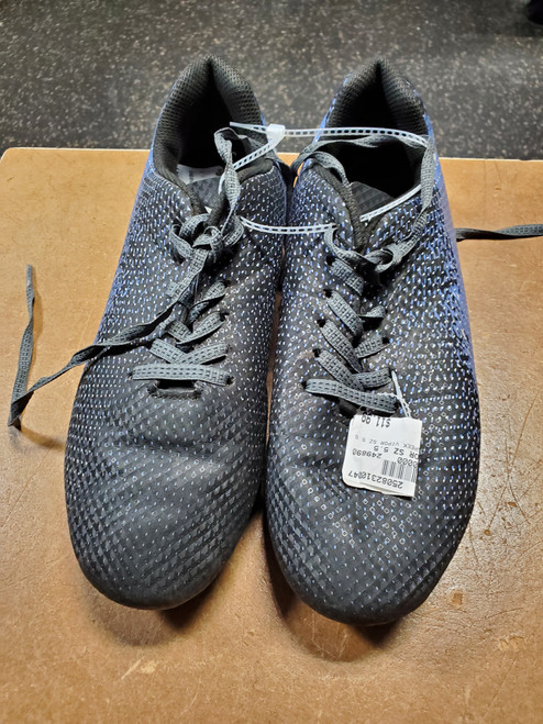 Vist Large View of Product Image Which is Used Dsg SPEEK VIPOR SZ 5.5 Soccer Cleats Black Junior 05.5