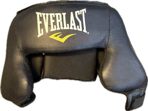 Vist Large View of Product Image Which is Used Everlast EVERFRESH Boxing Headgear Black