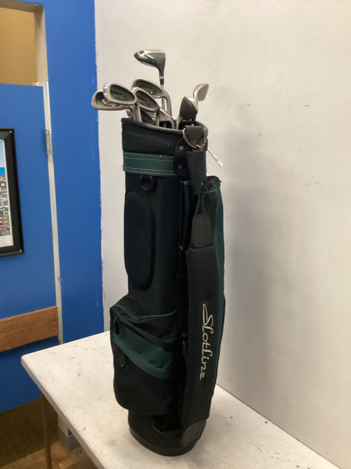 Vist Large View of Product Image Which is Used Spalding EXECUTIVE EZ Mens Package Set RH Green 9 Piece