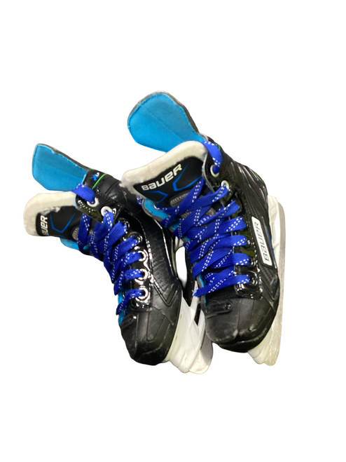 Vist Large View of Product Image Which is Used Bauer XLP Youth Hockey Skate Youth 11.0