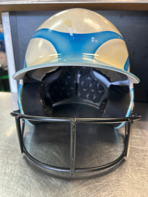 Vist Large View of Product Image Which is Used Mizuno 113389OP Batting Helmet w/Mask White MD