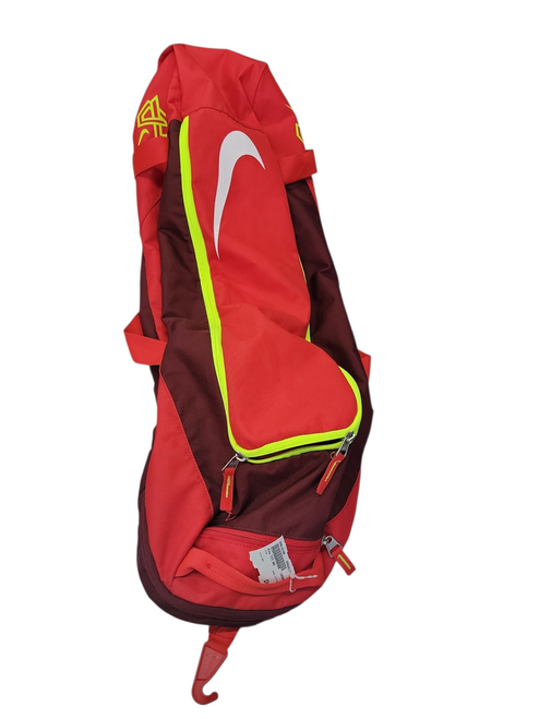 Vist Large View of Product Image Which is Used Nike TOTE BAG BB/SB Player Carry Bag Red