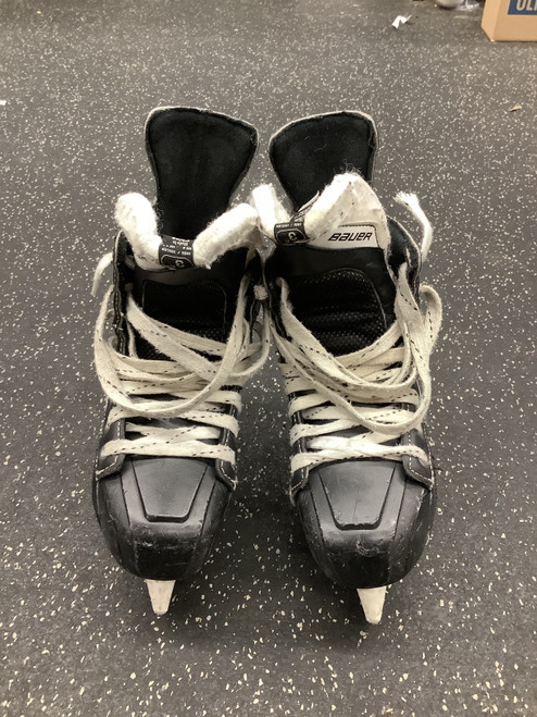 Vist Large View of Product Image Which is Used Bauer NEXUS 4000 Junior Hockey Skate Junior 03