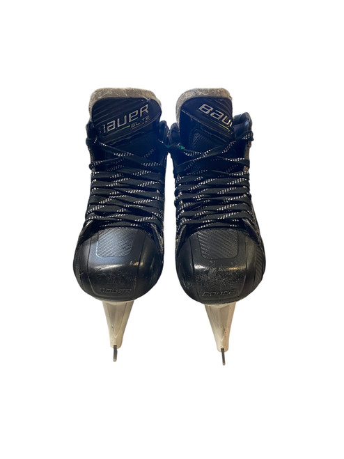 Vist Large View of Product Image Which is Used Bauer ELITE Junior Hockey Skate Junior 06