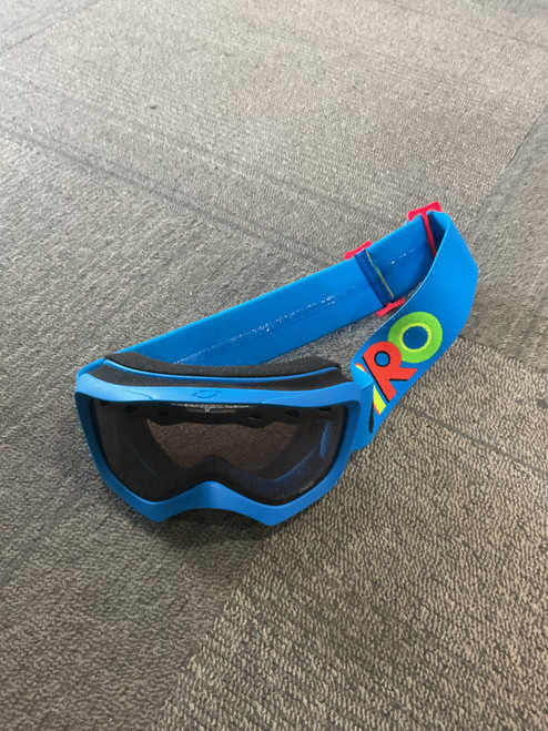 Vist Large View of Product Image Which is Used Giro CHICO GOOGLES Snow Goggles Youth Royal Blue