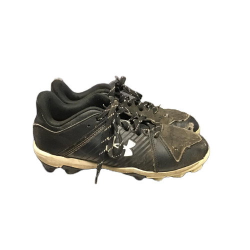 Vist Large View of Product Image Which is Used Under Armour 3025600-001 Jr FB Cleats Black Junior 03.5