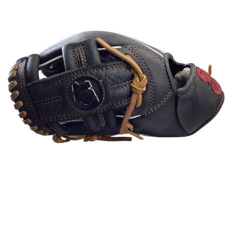 Vist Large View of Product Image Which is Used 10.5 FIELDER/TRAINER GLOVE BB/SB Glove LH Throw Black 10 1/2"