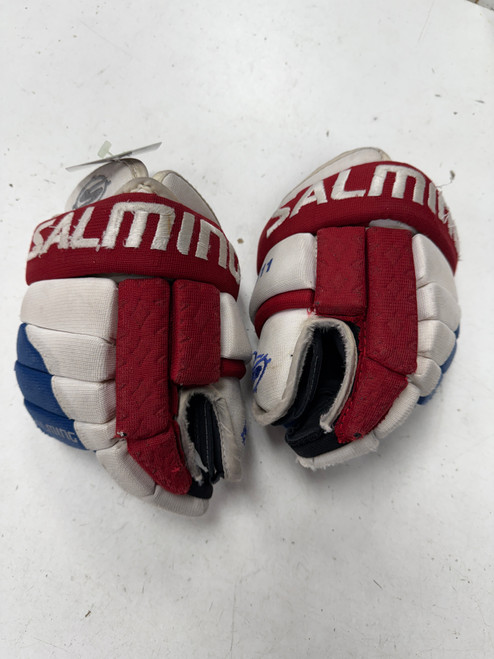 Vist Large View of Product Image Which is Used SALMING M11 Youth Gloves White/Red/Navy 10"
