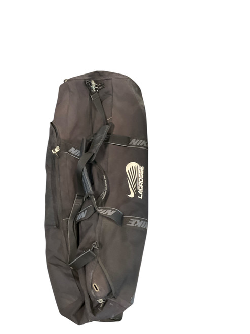 Vist Large View of Product Image Which is Used Nike Player Carry Bag None