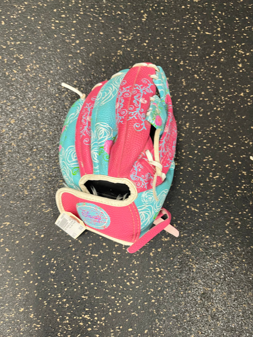 Vist Large View of Product Image Which is Used DISNEY PRINCESS BB/SB Glove RH Throw None 9"