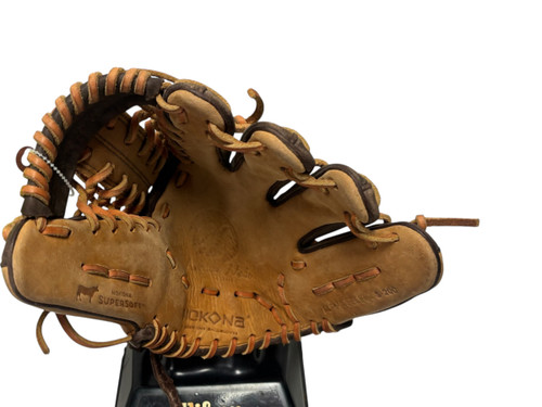 Vist Large View of Product Image Which is Used Nokona ALPHA SELECT S-200 Junior Baseball Glove RH Throw Brown 11 1/4"