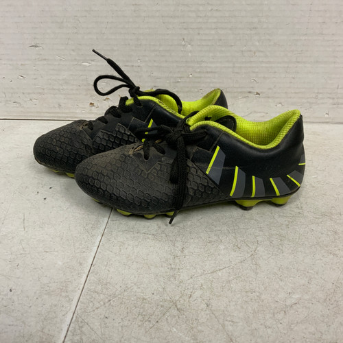 Vist Large View of Product Image Which is Used Soccer Cleats Black Youth 12.0