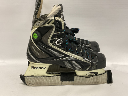 Vist Large View of Product Image Which is Used Reebok 18K DSS PUMP Senior Hockey Skate Black And Silver Senior 7