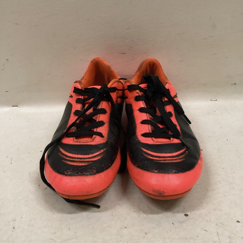Vist Large View of Product Image Which is Used Vizari Soccer Cleats Black And Orange Junior 05