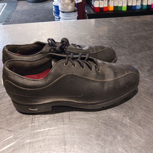 Vist Large View of Product Image Which is Used Nike Womens Golf Shoes Black Senior 8.5