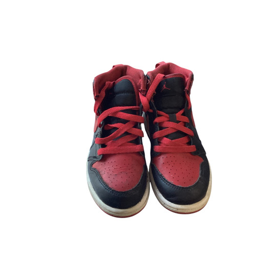 Vist Large View of Product Image Which is Used Jordan Basketball Shoes M Red Junior 01