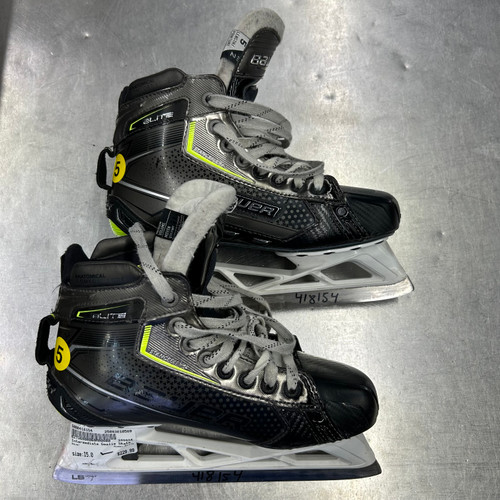 Vist Large View of Product Image Which is Used Bauer ELITE Intermediate Goalie Skate Intermediate 5.0