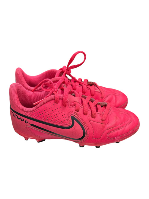 Vist Large View of Product Image Which is Soccer cleats