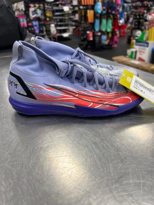 Used Nike Soccer Indoor Shoes Purple Junior 05.5 10558-S000241281 Vist Large View of Product Image Which is Used Nike Soccer Indoor Shoes Purple Junior 05.5
