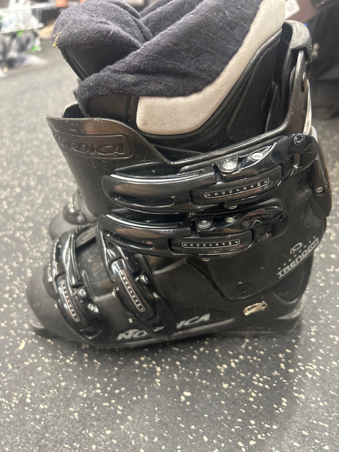 Used Nordica EXOPOWER TREND 03 Womens DH Ski Boot Black 245 MP - M06.5 - W07.5 11162-S000435759 Vist Large View of Product Image Which is Used Nordica EXOPOWER TREND 03 Womens DH Ski Boot Black 245 MP - M06.5 - W07.5
