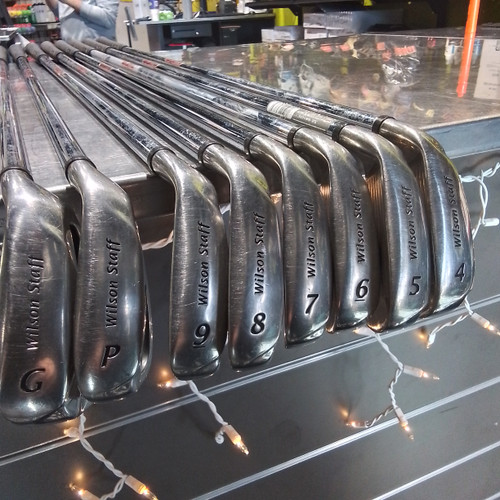 Vist Large View of Product Image Which is Used Wilson DI7 Mens Iron Set RH 4I-GW/AW