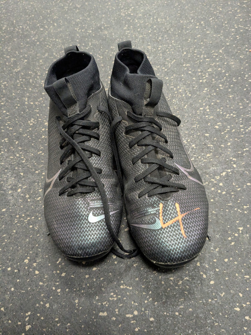 Vist Large View of Product Image Which is Used Nike Soccer Cleats Black Junior 04