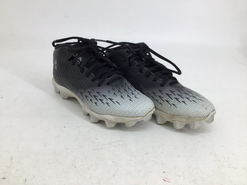 Vist Large View of Product Image Which is Used Under Armour YOUTH SPOTLIGHT FRANCHISE RM Jr FB Cleats Black Junior 03.5