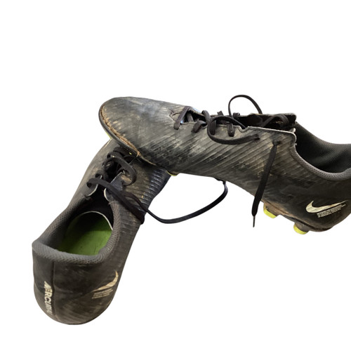 Vist Large View of Product Image Which is Used Nike Soccer Cleats Black Senior 7