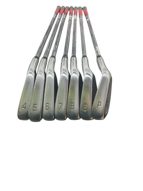 “Used Mizuno JPX 921 Tour iron set 4-PW, front view of clubs” Vist Large View of Product Image Which is “Used Mizuno JPX 921 Tour iron set 4-PW, front view of clubs”