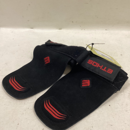 Vist Large View of Product Image Which is Used Lifting Grips