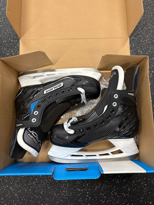 Vist Large View of Product Image Which is Used Bauer VAPOR VOLT NEW Senior Hockey Skate Senior 7