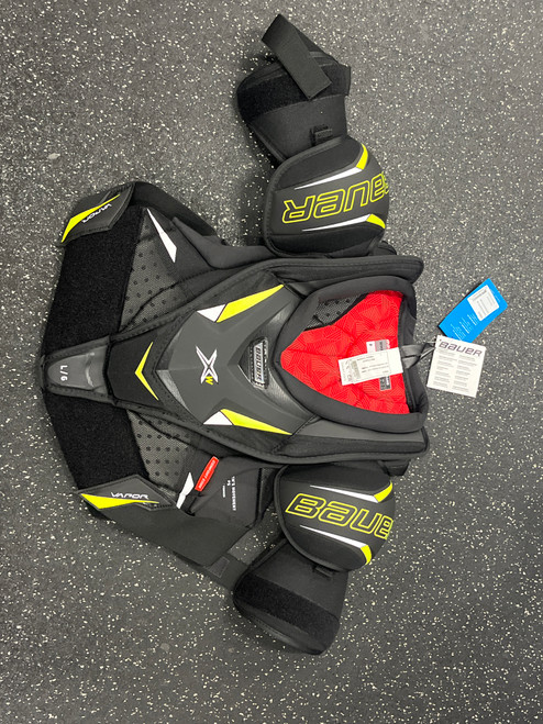 Vist Large View of Product Image Which is Used Bauer VAPOR XW NEW WOMENS SP Senior Shoulder Pads LG