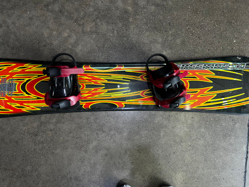 Used ESP FREERIDE 145 Boys Board/Binding Black 145 cm 11605-C000206527 Vist Large View of Product Image Which is Used ESP FREERIDE 145 Boys Board/Binding Black 145 cm