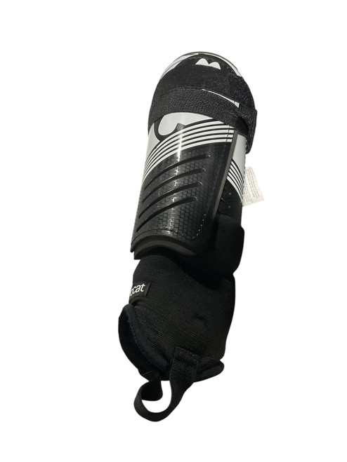 Vist Large View of Product Image Which is Used Soccer Shin Guards Junior Black MD