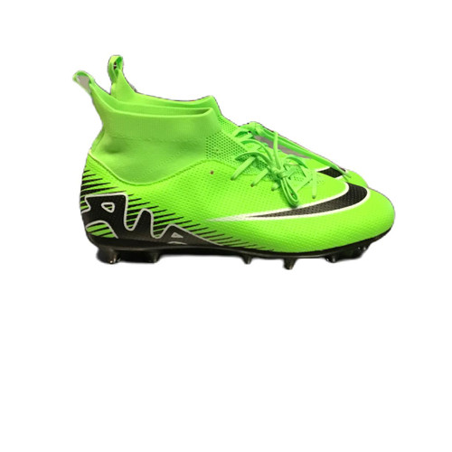 Vist Large View of Product Image Which is Used Daoquan Soccer Cleats Neon Green Senior 11