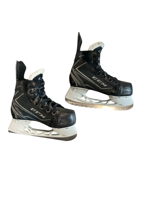 Vist Large View of Product Image Which is Used CCM RIBCORE 64K Junior Hockey Skate Junior 03