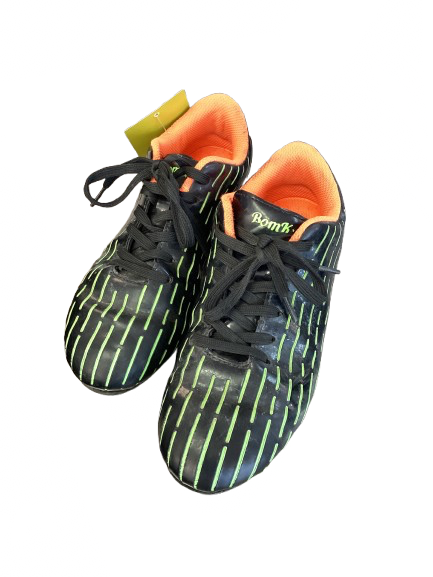 Vist Large View of Product Image Which is Used Soccer Cleats Green Junior 05