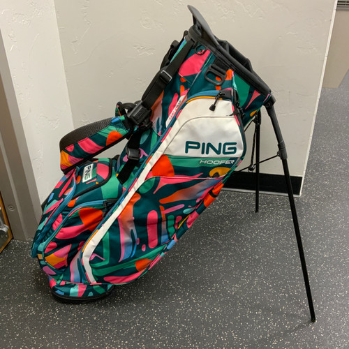 Vist Large View of Product Image Which is Used Ping HOOFER Mens Stand Bag Green