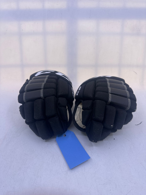 Vist Large View of Product Image Which is Used CCM 4R II Youth Gloves Black 10"